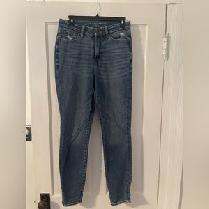American Eagle Curvy HiRise Jeans